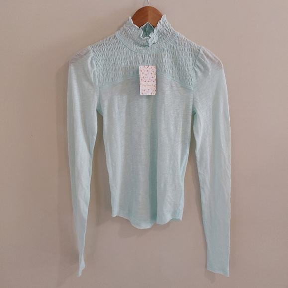NWT Free People Caroline Smocked Turtleneck - Picture 10 of 10